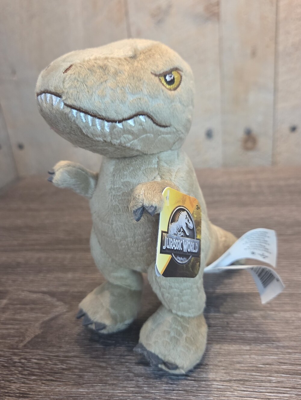 Jurassic World  7” T-Rex Universal Studios Dinosaur Plush Toy NEW w/Tags